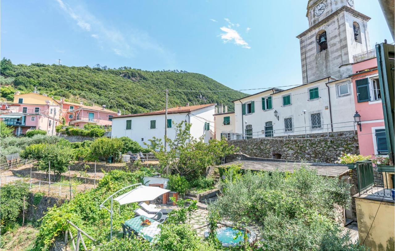 Awesome Home In Moneglia With Kitchen Exterior photo