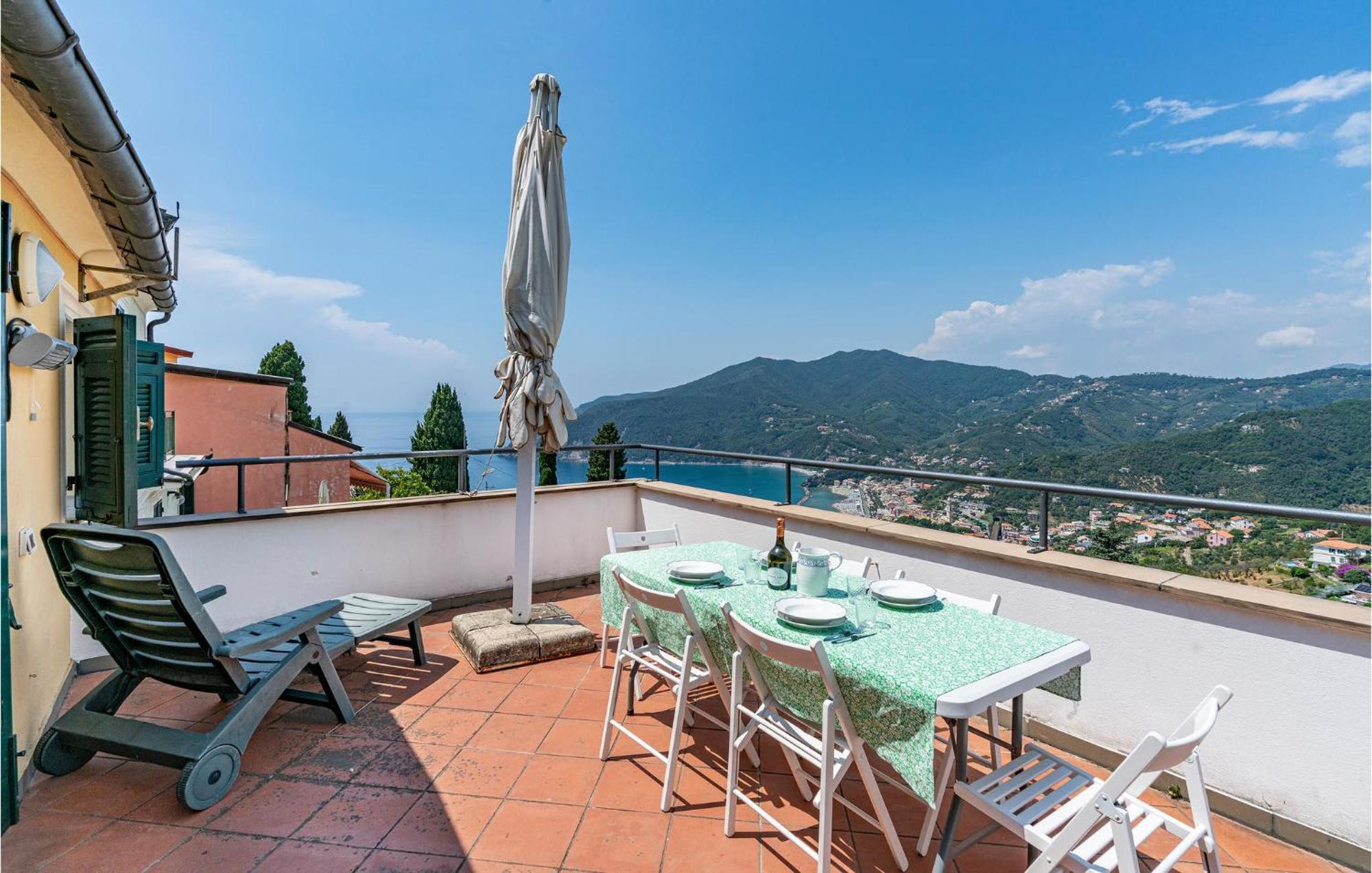 Awesome Home In Moneglia With Kitchen Exterior photo